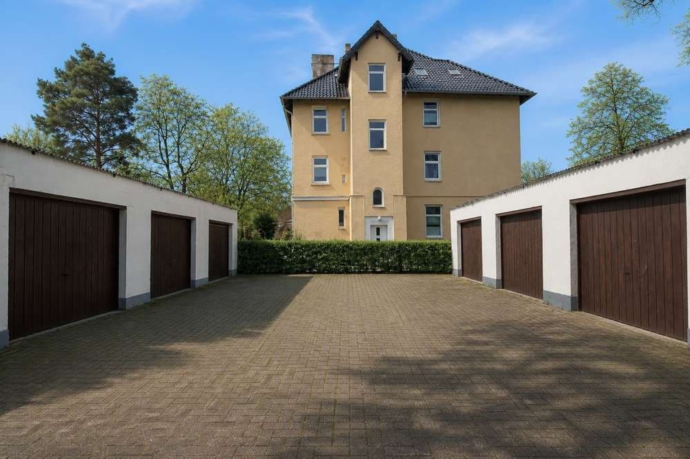 Attraktives Entwicklungsgrundstück für ca. 8-9 WE (BGF: ca. 540m²) in Toplage von Niederschönhausen