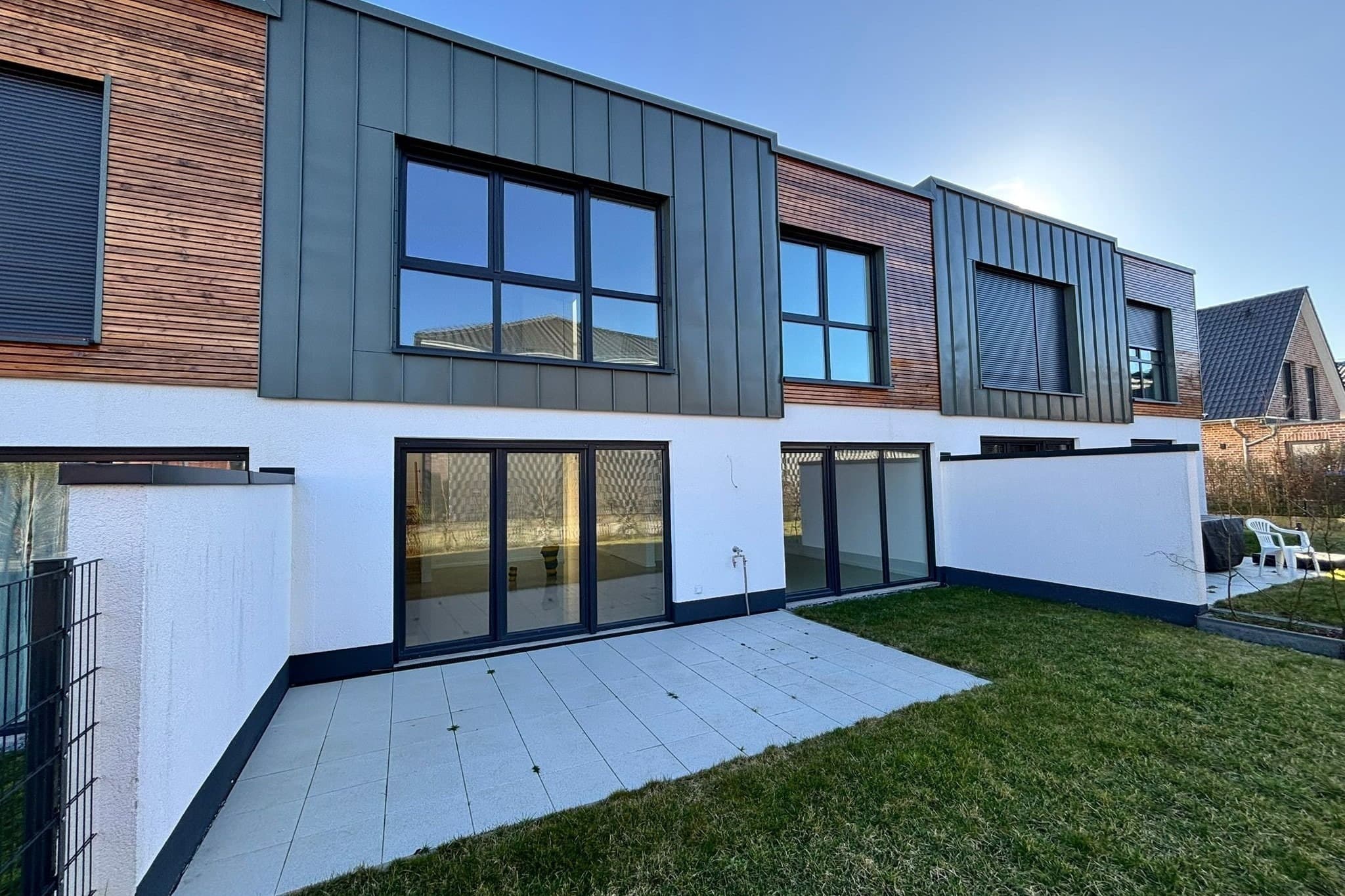 Sofort beziehbar! Die letzte Einheit für die Eigennutzung. Exklusives nachhaltiges Reihenmittelhaus in Neubeckum